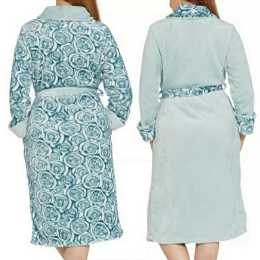 Casa Zeta-Jones Womens reversible blue/blue white floral rosette robe, Size S - Picture 16 of 16